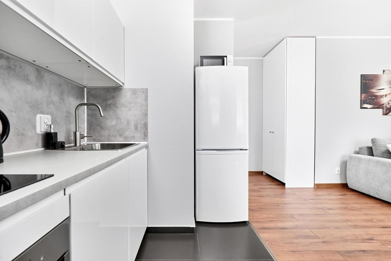 Apartment Wroclaw Sikorskiego With Free Garage By Renters Prestige Exterior foto