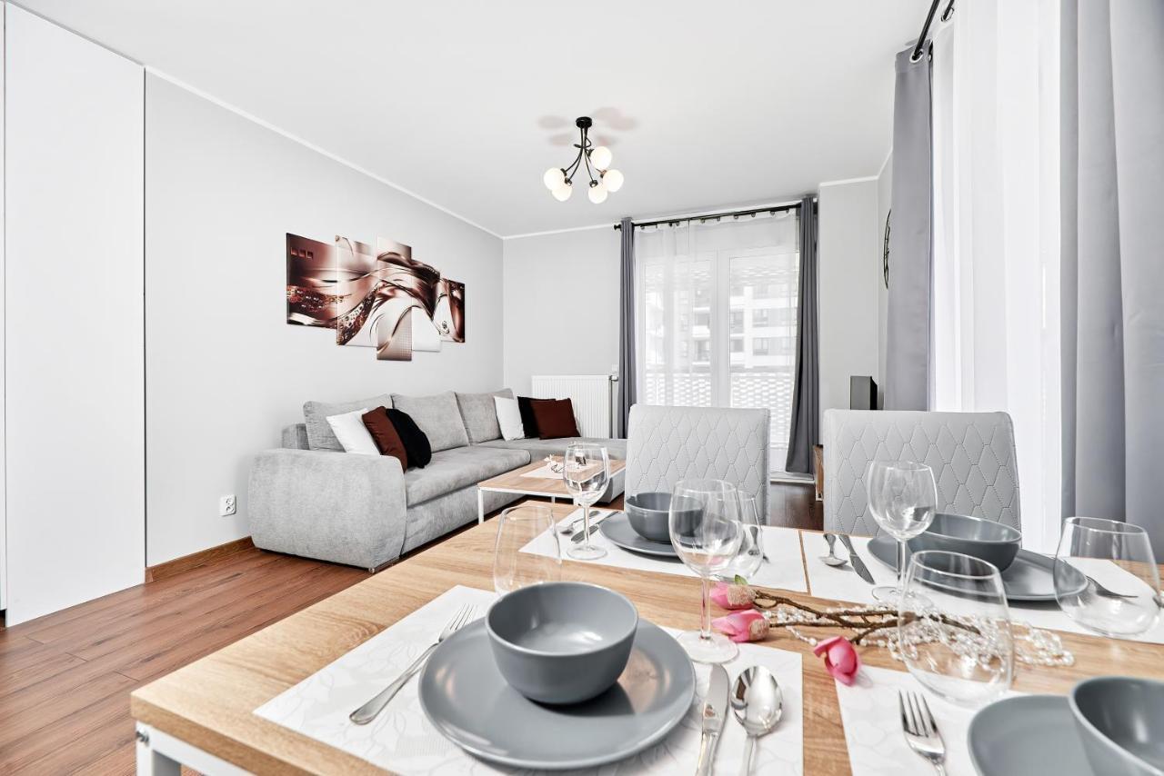 Apartment Wroclaw Sikorskiego With Free Garage By Renters Prestige Exterior foto